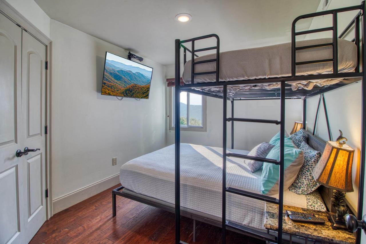 Vila Breathtaking Sunsets, Views, Pool, Heaven Awaits! Gatlinburg Exteriér fotografie