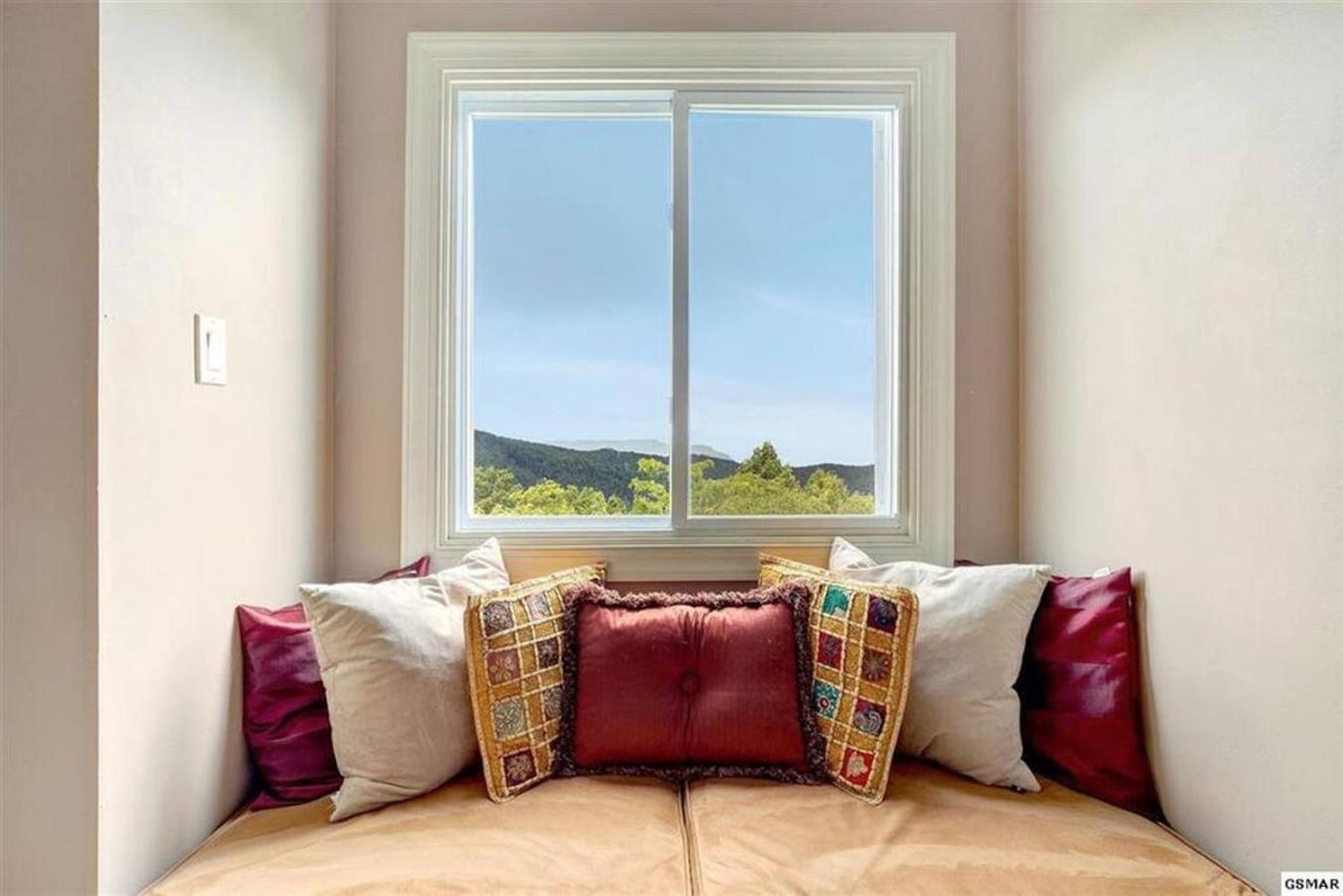 Vila Breathtaking Sunsets, Views, Pool, Heaven Awaits! Gatlinburg Exteriér fotografie